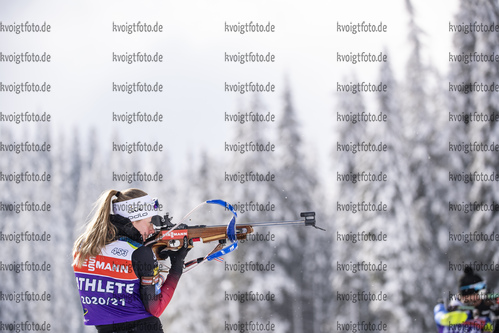 12.02.2021, xkvx, Biathlon IBU World Championships Pokljuka, Training Damen und Herren, v.l. Karoline Erdal (Norway)  / 