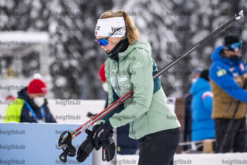 12.02.2021, xkvx, Biathlon IBU World Championships Pokljuka, Training Damen und Herren, v.l. Karoline Offigstad Knotten (Norway)  / 