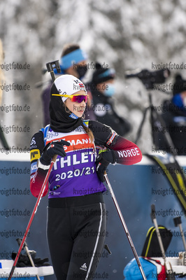 12.02.2021, xkvx, Biathlon IBU World Championships Pokljuka, Training Damen und Herren, v.l. Ida Lien (Norway)  / 