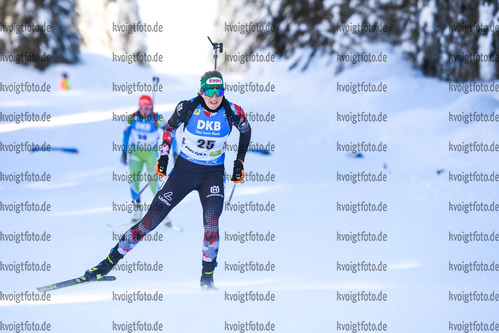 13.02.2021, xkvx, Biathlon IBU World Championships Pokljuka, Sprint Damen, v.l. Lisa Theresa Hauser (Austria) in aktion / in action competes