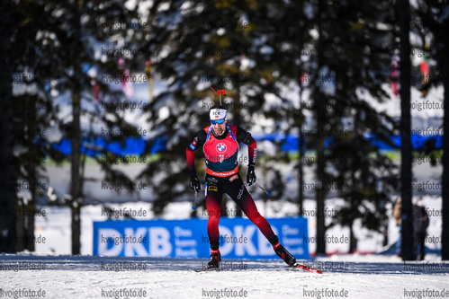14.02.2021, xkvx, Biathlon IBU World Championships Pokljuka, Verfolgung Herren, v.l. Sturla Holm Laegreid (Norway) in aktion / in action competes