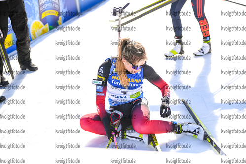 21.02.2021, xkvx, Biathlon IBU World Championships Pokljuka, Massenstart Damen, v.l. Ingrid Landmark Tandrevold (Norway) im Ziel / in the finish