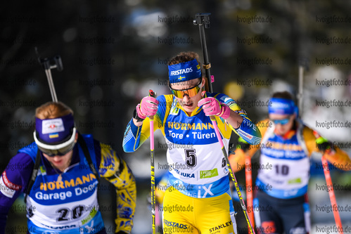 21.02.2021, xkvx, Biathlon IBU World Championships Pokljuka, Massenstart Damen, v.l. Hanna Oeberg (Sweden) in aktion / in action competes