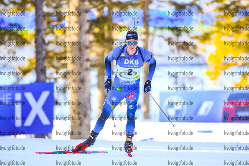 21.02.2021, xkvx, Biathlon IBU World Championships Pokljuka, Massenstart Herren, v.l. Emilien Jacquelin (France) in aktion / in action competes