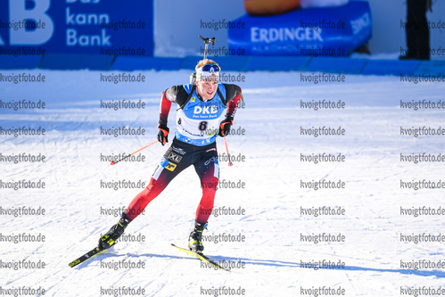 21.02.2021, xkvx, Biathlon IBU World Championships Pokljuka, Massenstart Herren, v.l. Johannes Dale (Norway) in aktion / in action competes
