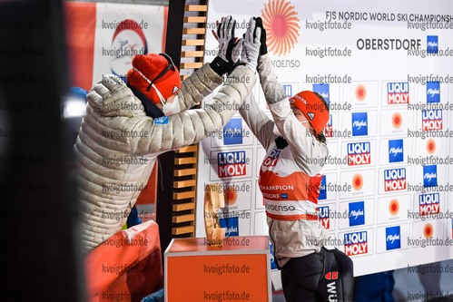 28.02.2021, xkvx, Nordic World Championships Oberstdorf, v.l. Constantin Schmid (Germany), Katharina Althaus (Germany)  / 