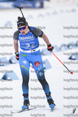04.03.2020, xsoex, Biathlon IBU Weltcup NoveMesto na Morave, Staffel Damen, v.l. Julia Simon (France) im Ziel / in the finish