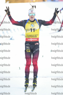 07.03.2020, xsoex, Biathlon IBU Weltcup NoveMesto na Morave, Verfolgung Herren, v.l. Johannes Thingnes Boe (Norway) im Ziel / in the finish