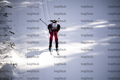 10.03.2020, xkvx, Biathlon IBU Cup Obertilliach, Einzel Herren, v.l. Erlend Bjoentegaard (Norway)  / 