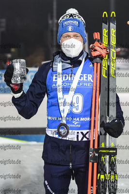 11.03.2020, xsoex, Biathlon IBU Weltcup NoveMesto na Morave, Sprint Herren, v.l. Lukas Hofer (Italy) bei der Siegerehrung / at the medal ceremony