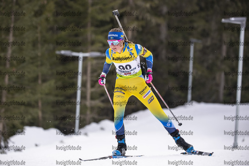 12.03.2020, xkvx, Biathlon IBU Cup Obertilliach, Sprint Damen, v.l. Sara Andersson (Sweden)  / 