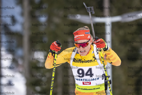 12.03.2020, xkvx, Biathlon IBU Cup Obertilliach, Sprint Damen, v.l. Hanna Kebinger (Germany)  / 