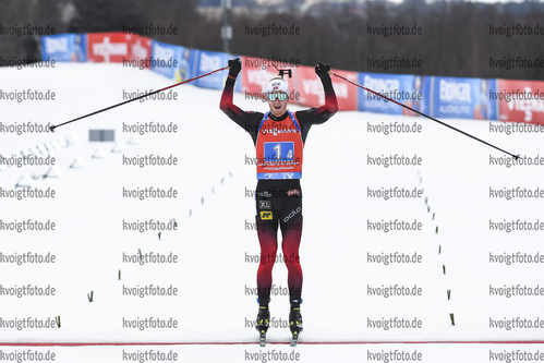 14.03.2020, xsoex, Biathlon IBU Weltcup NoveMesto na Morave, Mixed-Staffel, v.l. Johannes Thingnes Boe (Norway) im Ziel / in the finish