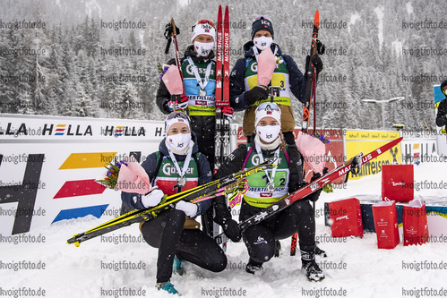 14.03.2020, xkvx, Biathlon IBU Cup Obertilliach, Mixed-Staffel, v.l. Emilie Aagheim Kalkenberg (Norway), Filip Fjeld Andersen (Norway), Aasne Skrede (Norway) und Filip Fjeld Andersen (Norway)  / 