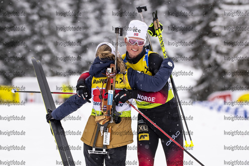 14.03.2020, xkvx, Biathlon IBU Cup Obertilliach, Single-Mixed-Staffel, v.l. Aleksander Fjeld Andersen (Norway)Karoline Erdal (Norway) und Aleksander Fjeld Andersen (Norway)  / 