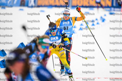 20.03.2021, xkvx, Biathlon IBU World Cup Oestersund, Verfolgung Damen, v.l. Vanessa Voigt (Germany) im Ziel / at the finish