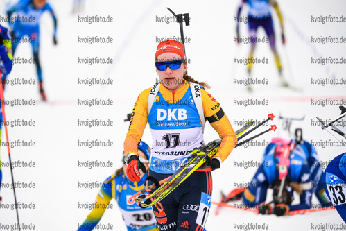 20.03.2021, xkvx, Biathlon IBU World Cup Oestersund, Verfolgung Damen, v.l. Janina Hettich (Germany) im Ziel / at the finish