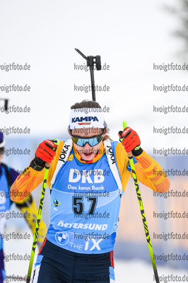 20.03.2021, xkvx, Biathlon IBU World Cup Oestersund, Verfolgung Damen, v.l. Vanessa Voigt (Germany) in aktion / in action competes