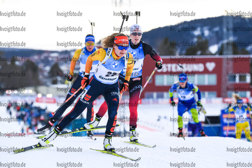 21.03.2021, xkvx, Biathlon IBU World Cup Oestersund, Massenstart Damen, v.l. Janina Hettich (Germany) in aktion / in action competes