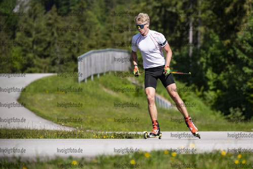 04.06.2021, xkvx, Biathlon Training Ruhpolding, v.l. Raphael Lankes (Germany) in aktion in action competes