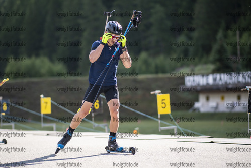 25.08.2021, xkvx, Biathlon Training Bessans, v.l. Martin Perrillat-Bottonet (France)  