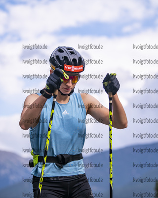 27.08.2021, xkvx, Biathlon Training Font Romeu, v.l. Vanessa Voigt (Germany)  