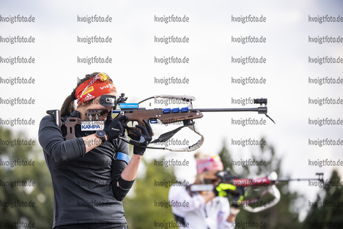 30.08.2021, xkvx, Biathlon Training Font Romeu, v.l. Vanessa Voigt (Germany)  