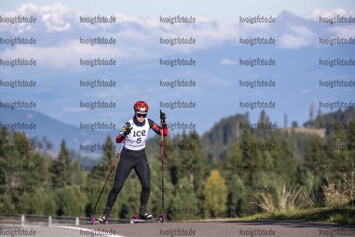 08.10.2021, xkvx, Biathlon Training Lavaze, v.l. Karoline Offigstad Knotten (Norway)  