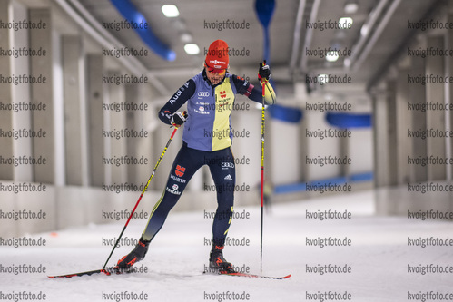 17.10.2021, xkvx, Wintersport - Biathlon Training Oberhof - Skihalle, v.l. Lisa Spark (Germany)