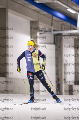 17.10.2021, xkvx, Wintersport - Biathlon Training Oberhof - Skihalle, v.l. Stefanie Scherer (Germany)