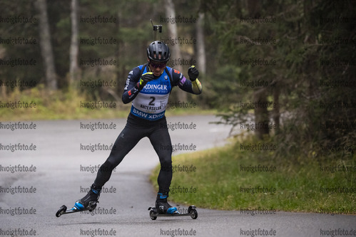 21.10.2021, xkvx, Biathlon Training Antholz-Anterselva, v.l. Erik Lesser (Germany)  
