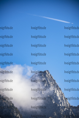 22.10.2021, xkvx, Biathlon Training Antholz-Anterselva / Ansichten Landschaft, v.l. Ansicht / Antholzertal / Valle Anterselva / Feature / Landschaft / Berge / Wolken / Mountains  