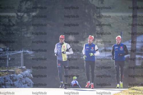 22.10.2021, xkvx, Biathlon Training Antholz-Anterselva, v.l. Philipp Nawrath (Germany), Johannes Kuehn (Germany), Roman Rees (Germany)  