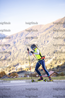 30.10.2021, xkvx, Biathlon Training Antholz-Anterselva, v.l. Vanessa Hinz (Germany)  