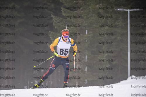 17.11.2021, xkvx, German Qualifiers - Sprint Men, v.l. Tim Grotian (Germany) in aktion / in action competes