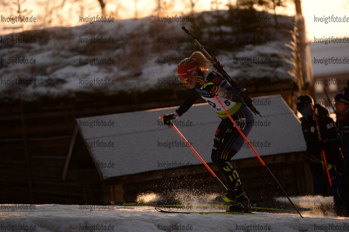 25.11.2021, xetx, Biathlon IBU Cup Idre, Sprint Women, v.l. Karolin Horchler (GERMANY)