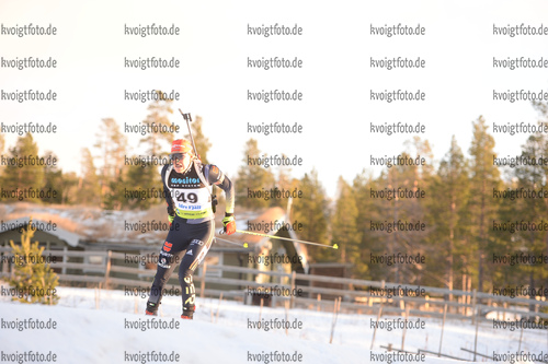 25.11.2021, xetx, Biathlon IBU Cup Idre, Sprint Women, v.l. Hanna Kebinger (GERMANY)