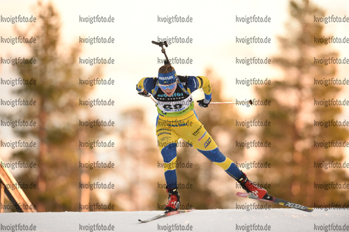 25.11.2021, xetx, Biathlon IBU Cup Idre, Sprint Women, v.l. Annie Lind (SWEDEN)