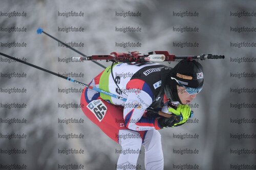 27.11.2021, xetx, Biathlon IBU Cup Idre, Sprint Men, v.l. Yonggyu Kim (KOREA)