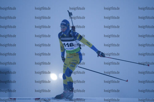 27.11.2021, xetx, Biathlon IBU Cup Idre, Sprint Men, v.l. Erik Larsson (SWEDEN)