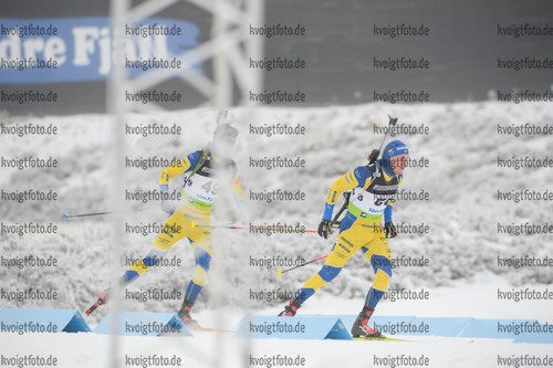28.11.2021, xetx, Biathlon IBU Cup Idre, Pursuit Men, v.l. Anton Ivarsson (SWEDEN), Emil Nykvist (SWEDEN)