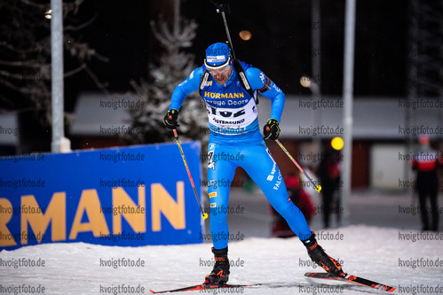 02.12.2021, xkvx, Biathlon IBU World Cup Oestersund, Sprint Men, v.l. Dominik Windisch (Italy) in aktion / in action competes