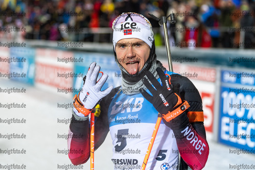 05.12.2021, xkvx, Biathlon IBU World Cup Oestersund, Pursuit Men, v.l. Vetle Sjaastad Christiansen (Norway) im Ziel / in the finish