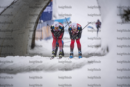 09.12.2021, xkvx, Biathlon IBU World Cup Hochfilzen, Training Women and Men, v.l. Norwegian / Norway Ski Technician in aktion / in action competes