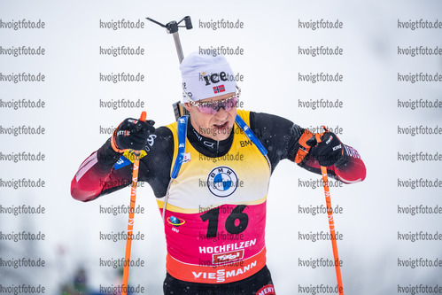 11.12.2021, xkvx, Biathlon IBU World Cup Hochfilzen, Pursuit Men, v.l. Vetle Sjaastad Christiansen (Norway) in aktion / in action competes