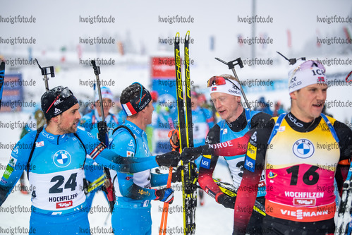 11.12.2021, xkvx, Biathlon IBU World Cup Hochfilzen, Pursuit Men, v.l. Simon Desthieux (France), Johannes Thingnes Boe (Norway) im Ziel / in the finish