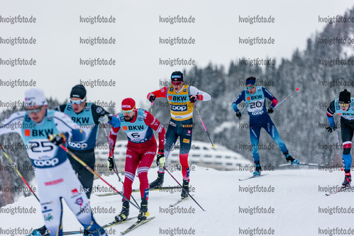 11.12.2021, xljkx, Cross Country FIS World Cup Davos, Men Sprint Final, v.l. Johannes Hoesflot Klaebo (Norway), Sergey Ustiugov (Russia), Erwan Kaeser (Switzerland)  / 