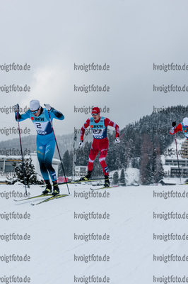 11.12.2021, xljkx, Cross Country FIS World Cup Davos, Men Sprint Final, v.l. Lucas Chanavat (France), Gleb Retivykh (Russia)  / 