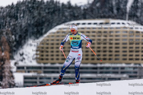 12.12.2021, xljkx, Cross Country FIS World Cup Davos, 10km Women, v.l. Emma Ribom (Sweden)  / 