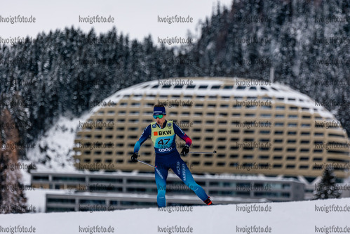12.12.2021, xljkx, Cross Country FIS World Cup Davos, 10km Women, v.l. Laurien van der Graaff (Switzerland)  / 